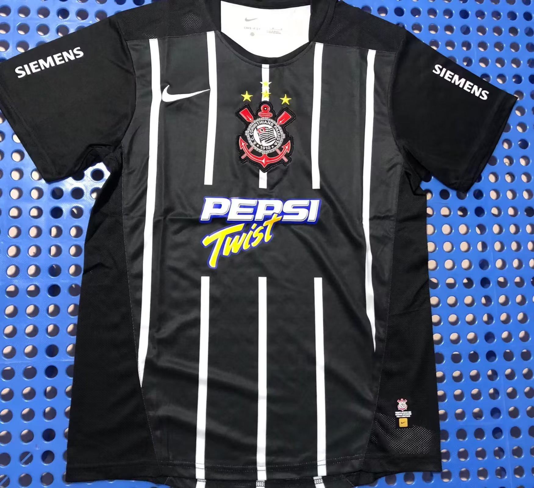 Corinthians Retro 2004 Away Soccer Jersey