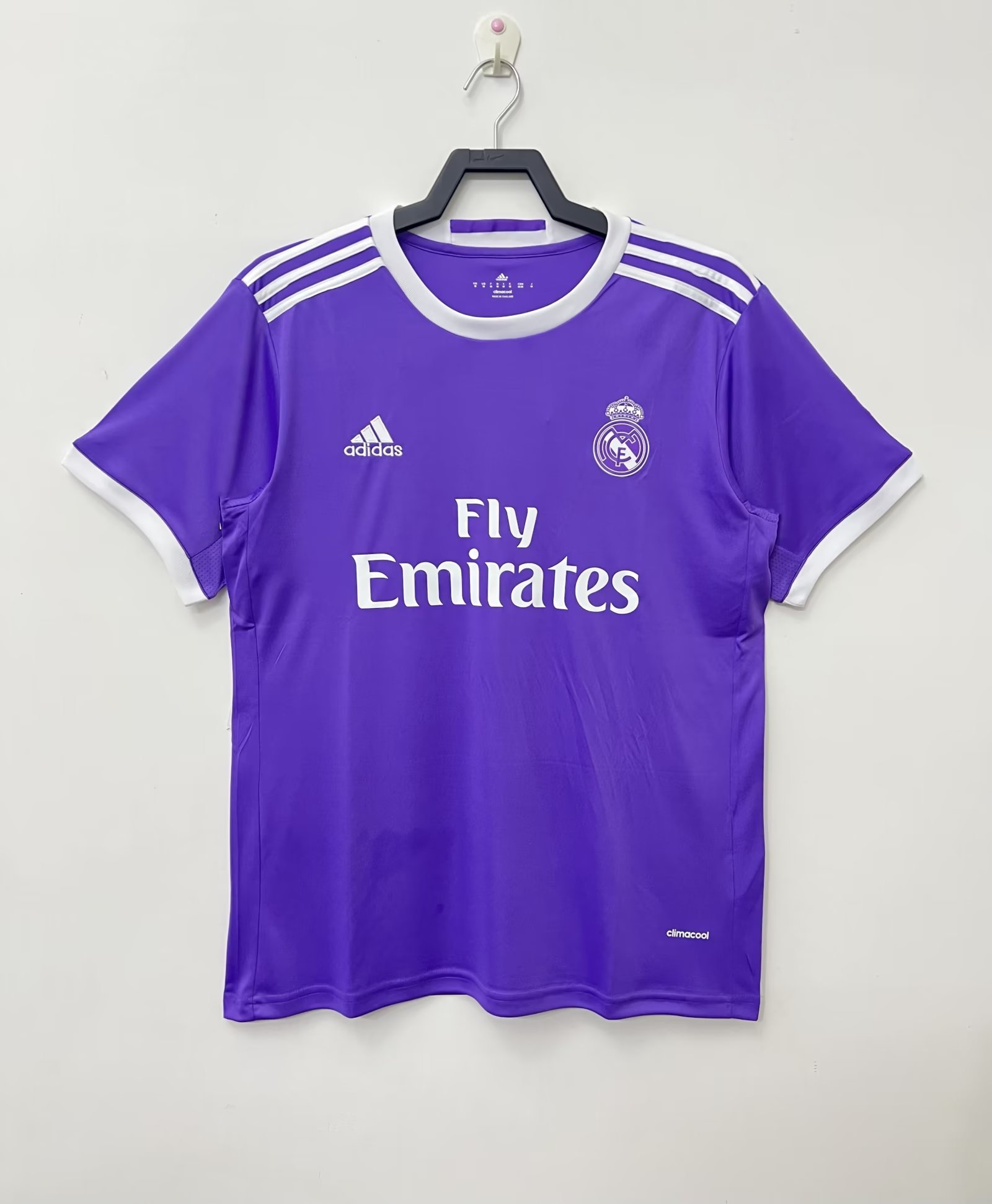 Real Madrid  Retro 2016-2017  away  jersey
