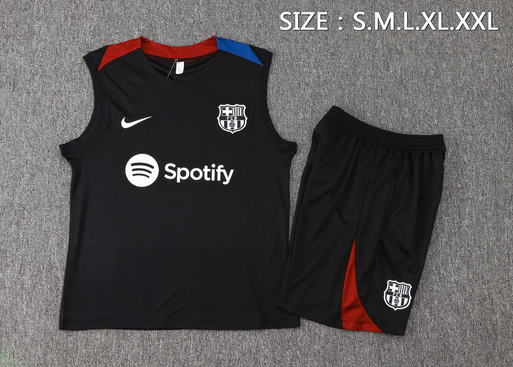 Barcelona 24/25 Adults short sleeved training suit with top and pants
