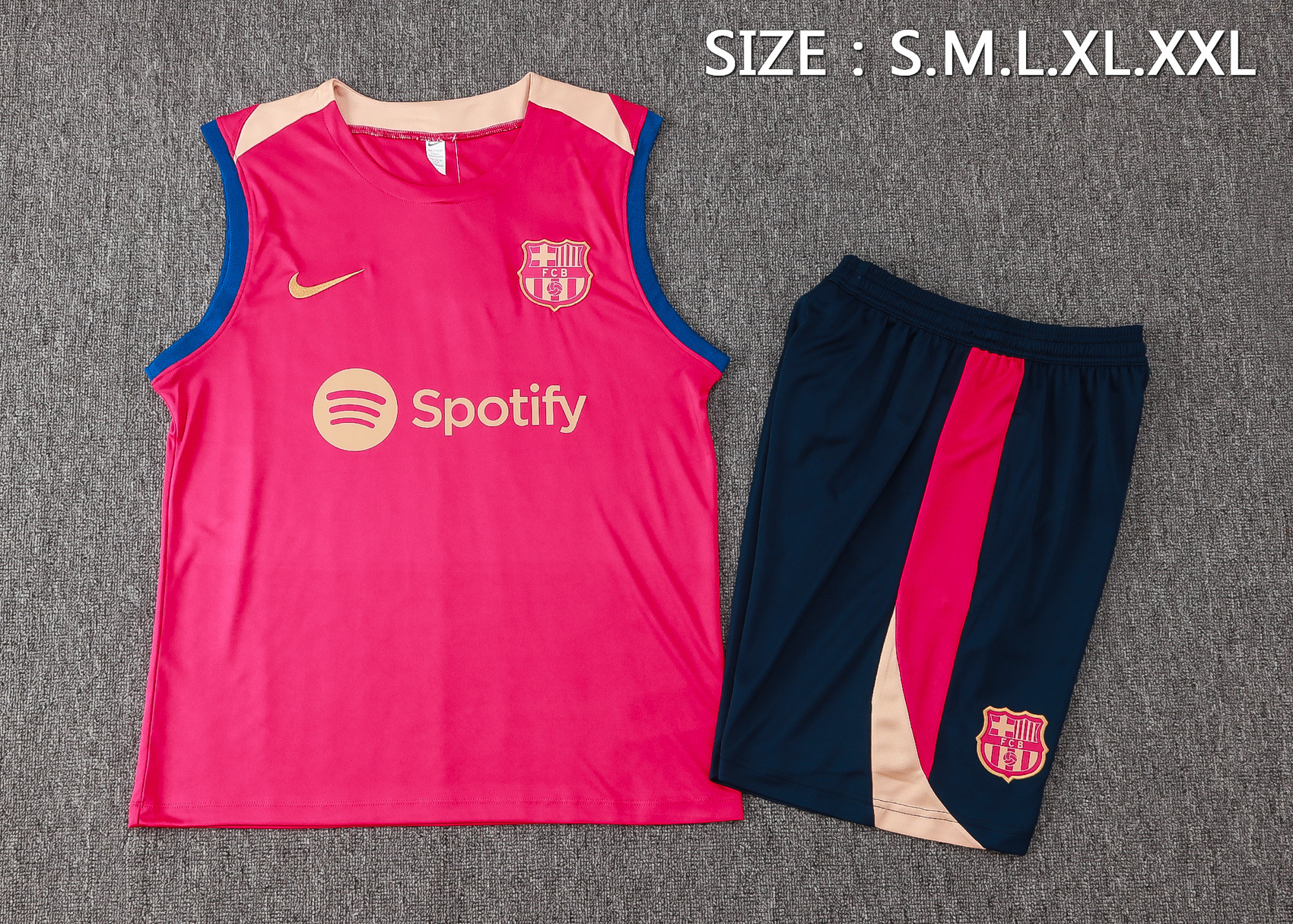 Barcelona 24/25 Adults short sleeved training suit with top and pants