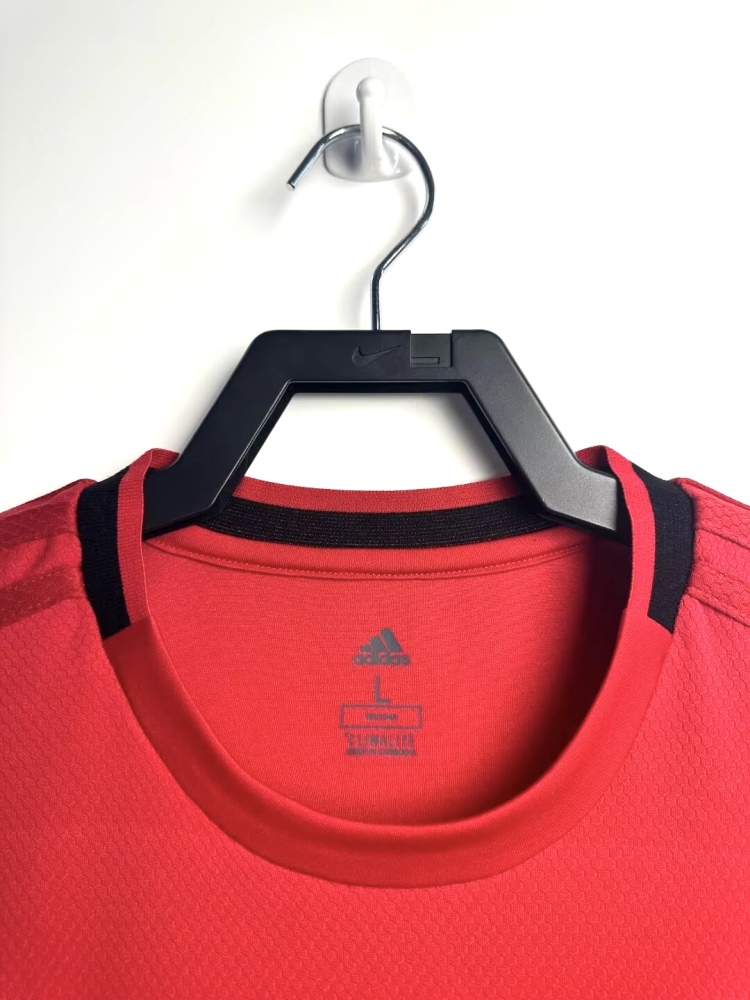 Manchester United Retro 2019-2020 season home jersey