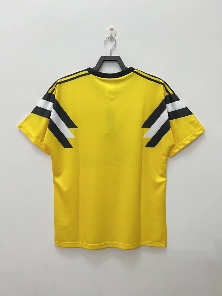 Borussia Dortmund Retro 1989 home jersey