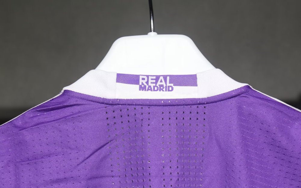 16-17 Real Madrid Away Retro Long-Sleeve Player Version Jersey