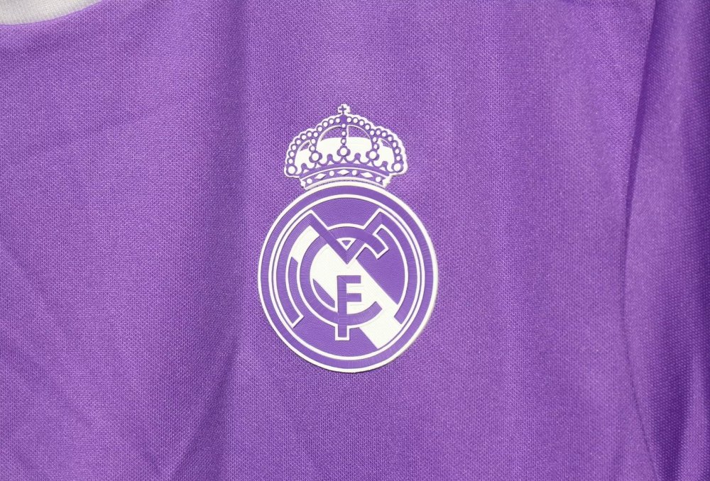 16-17 Real Madrid Away Retro Long-Sleeve Player Version Jersey