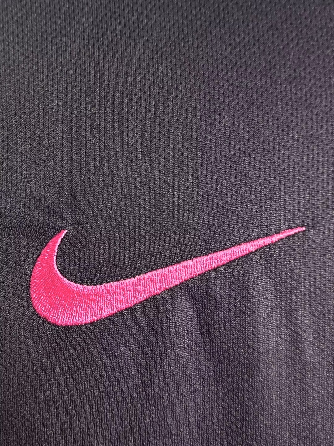Barcelona Retro 2016-2017 away jersey