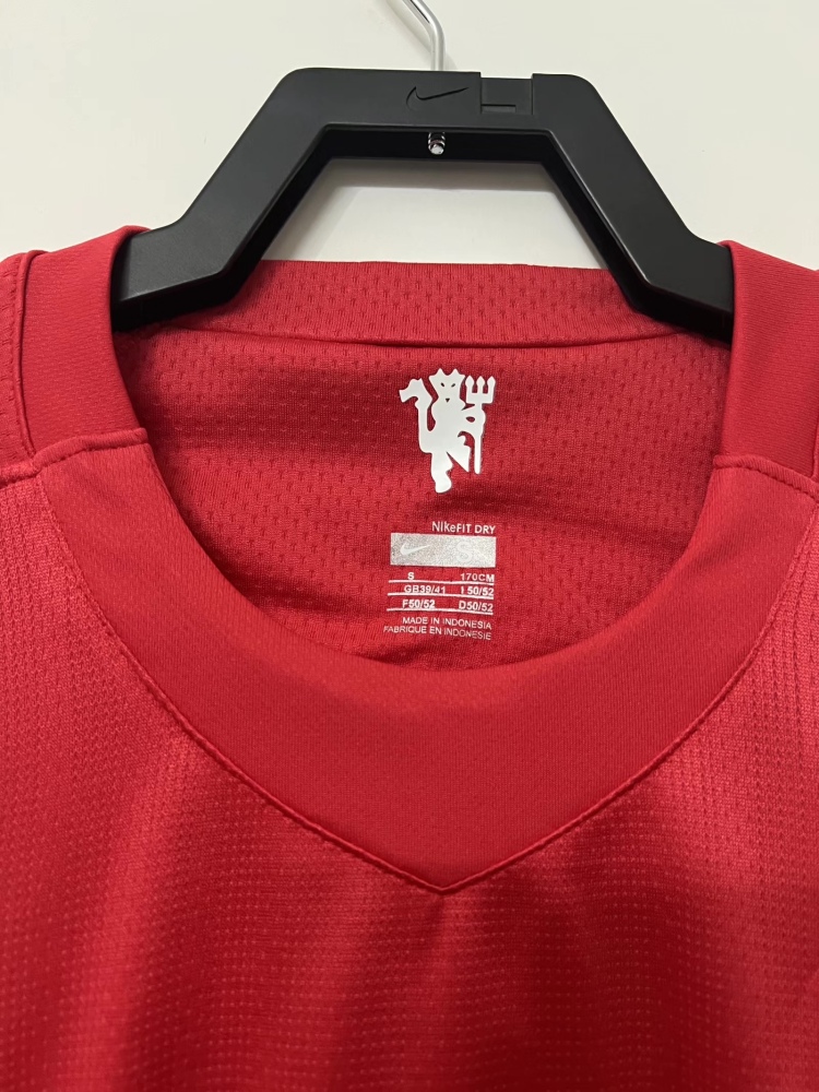 Manchester United UEFA Retro 2007-2008 season long home jersey