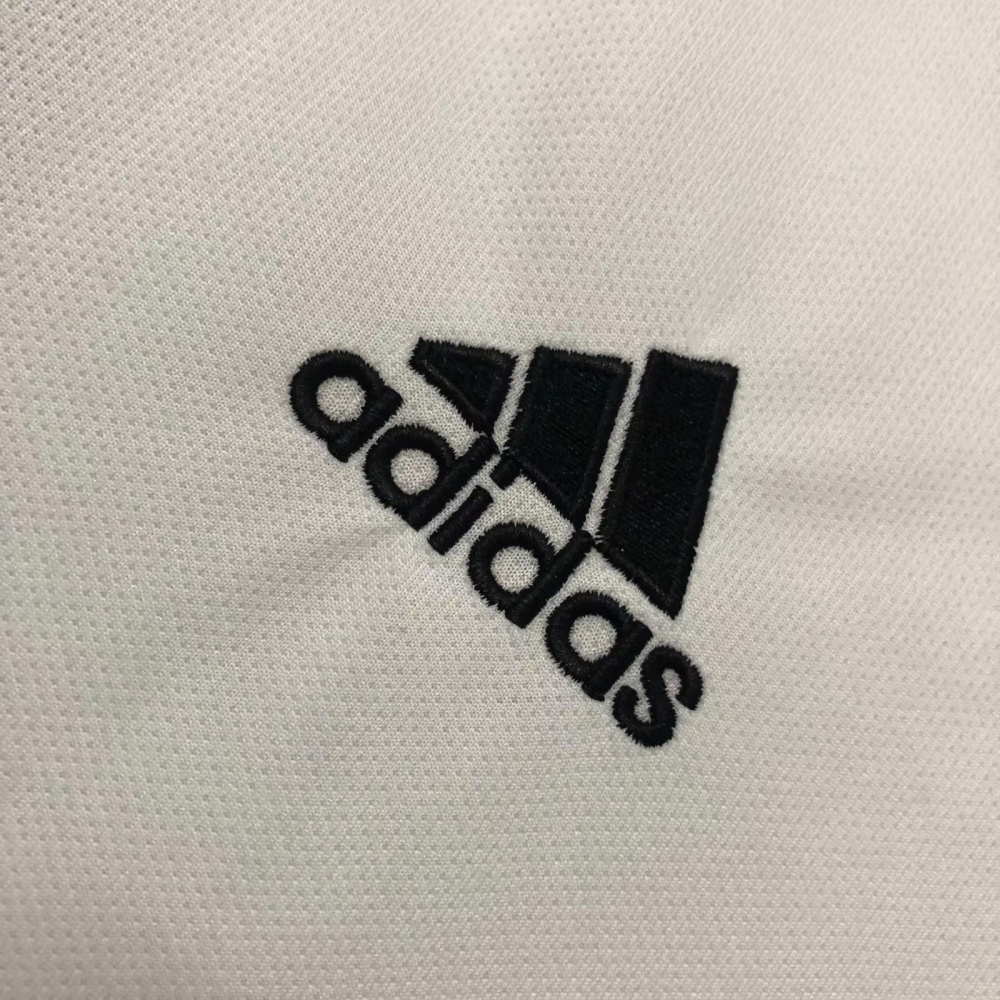 AC Milan Retro 2002-2003 away jersey