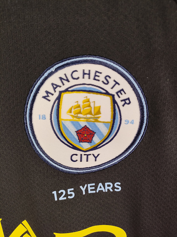Manchester City Retro 19-20 Away Stadium Jersey
