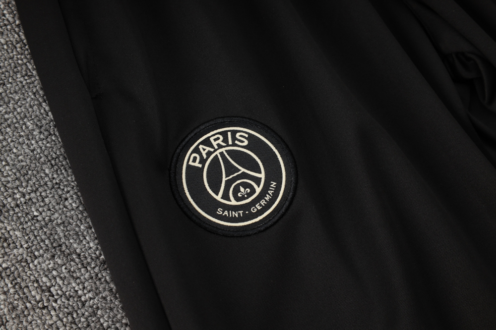 PSG 24/25 Adults  Long sleeves  half-zip training suit Top + pants