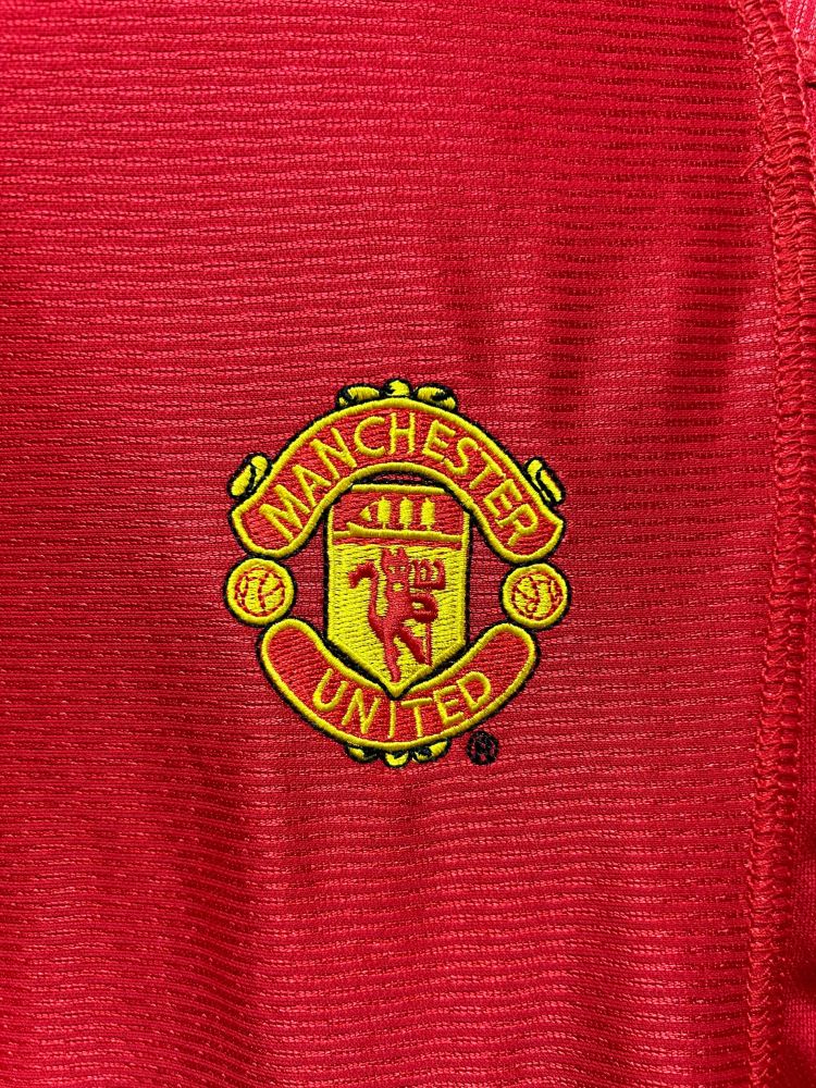 Manchester United Retro 2000-2002 season home jersey