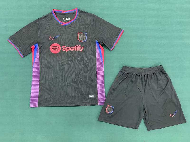 Barcelona 24/25 Adults short sleeved training suit with top and pants