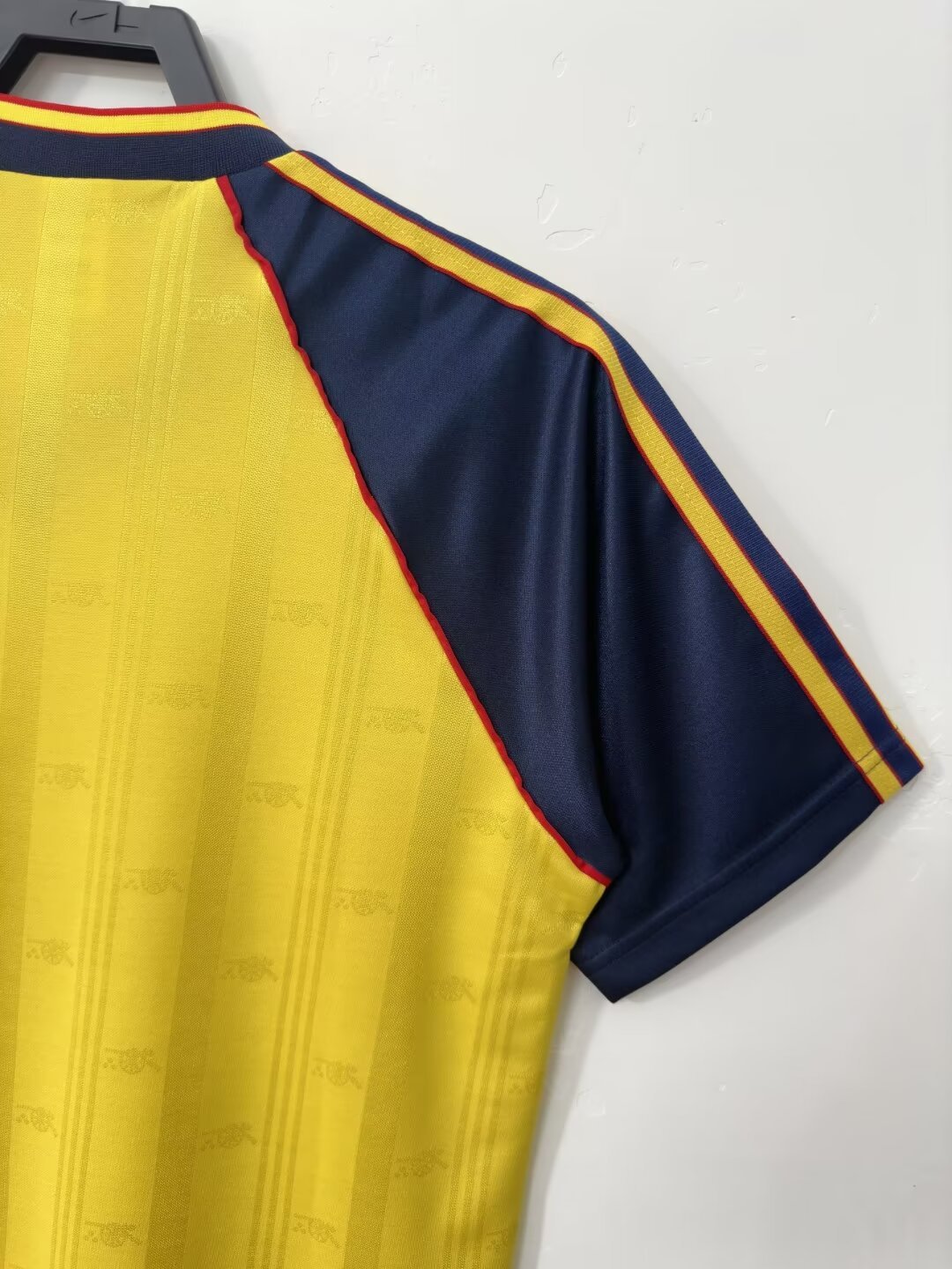Arsenal Retro 98-00 Away Stadium Jersey
