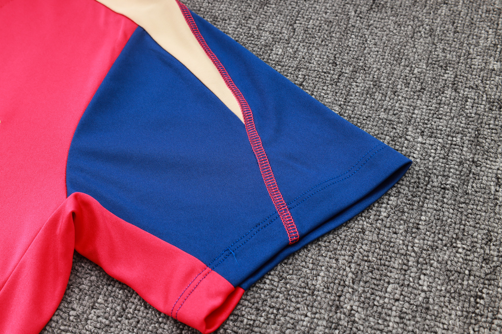 Barcelona 24/25 Adult short sleeved training suit top+pants