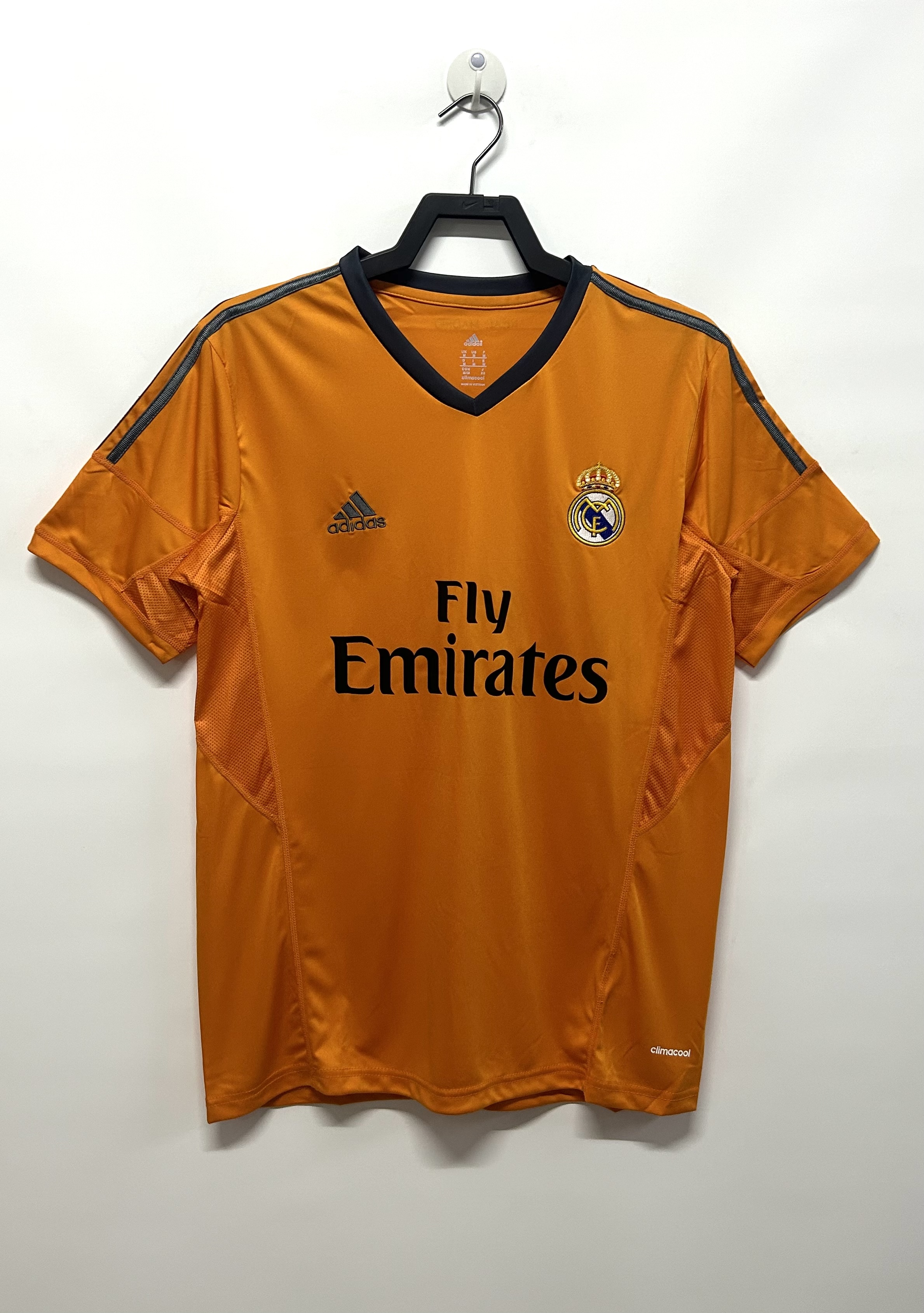 Real Madrid  Retro 2013-2014   away jersey