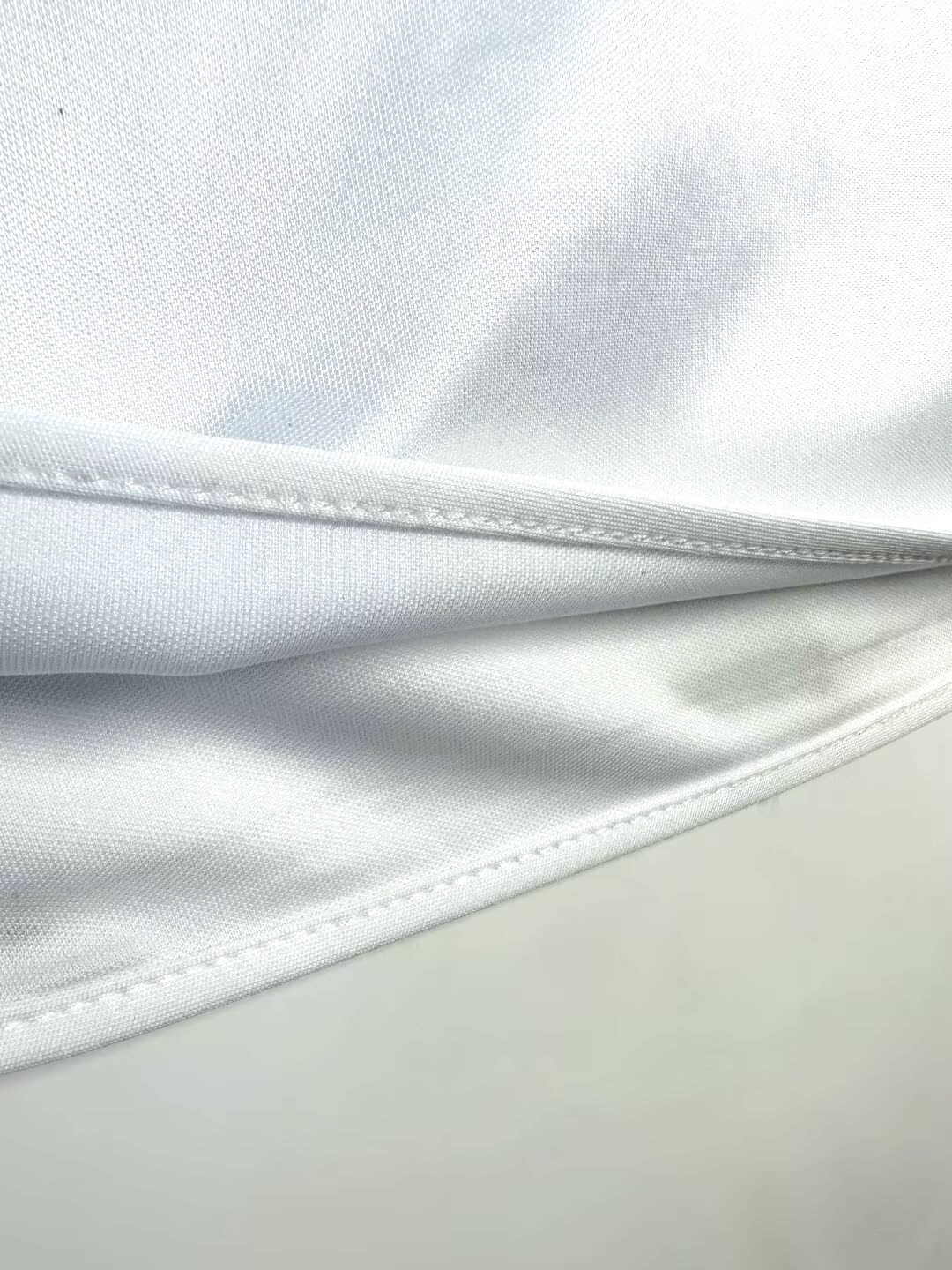 Real Madrid Retro 2004-2005 home court jersey