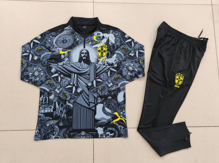 Brazil 24/25 KIDS long sleeved half zip training suit with top and pants