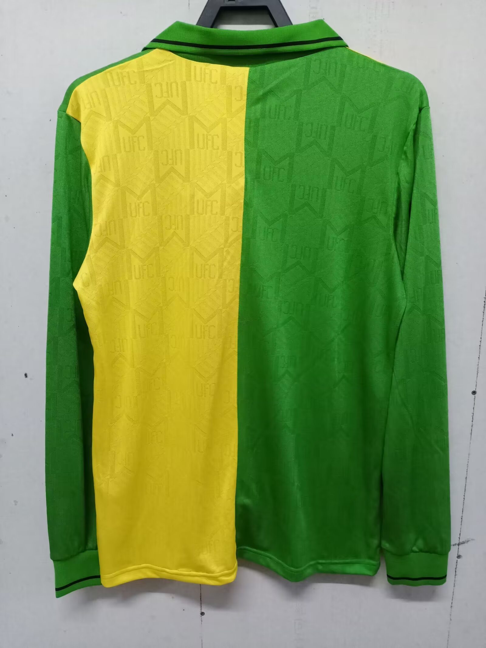 Manchester United Retro 1992-1994 season long away jersey