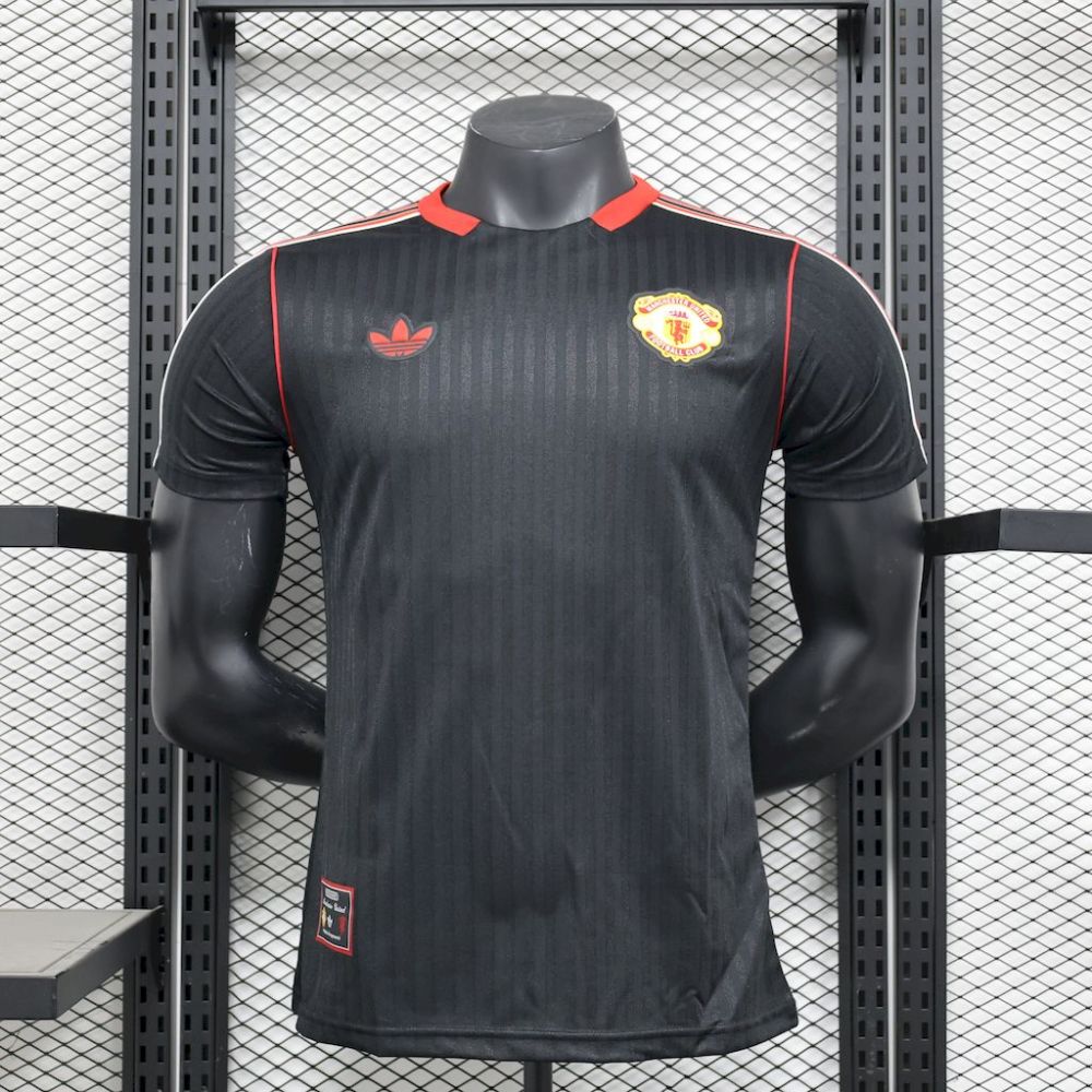 Manchester United 25/26 Black Terrace Icons Jersey-Player Version