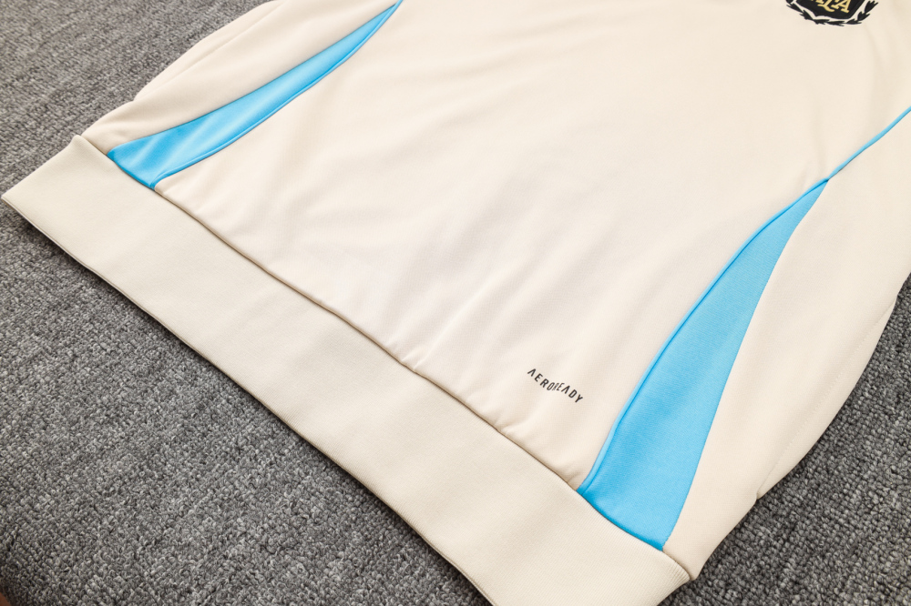 Argentina 24/25 adult outerwear, half zipper and hat, training suit top+pants