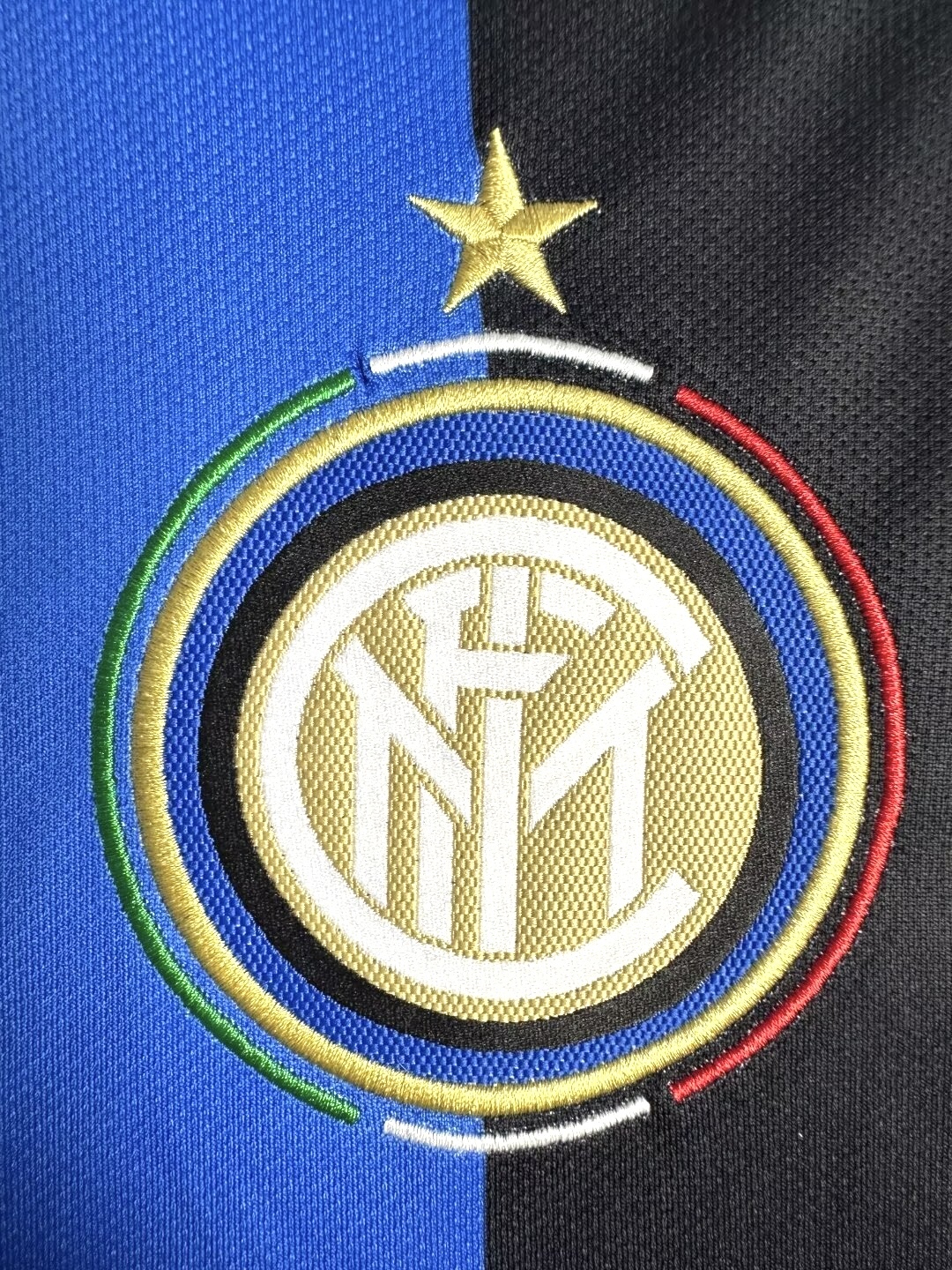 Inter Milan Retro 2010 long home court jersey
