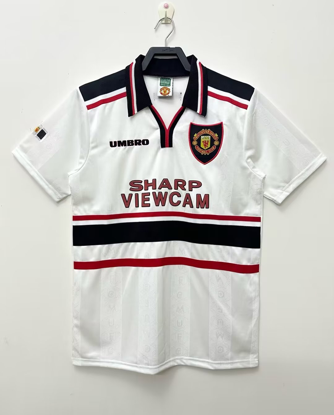 Manchester United Retro 1998 season away jersey