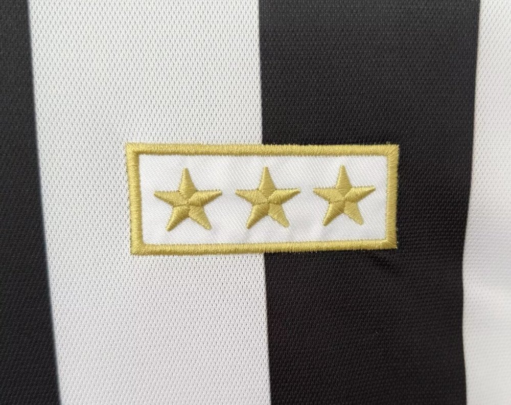 Juventus retro 120th anniversary jersey