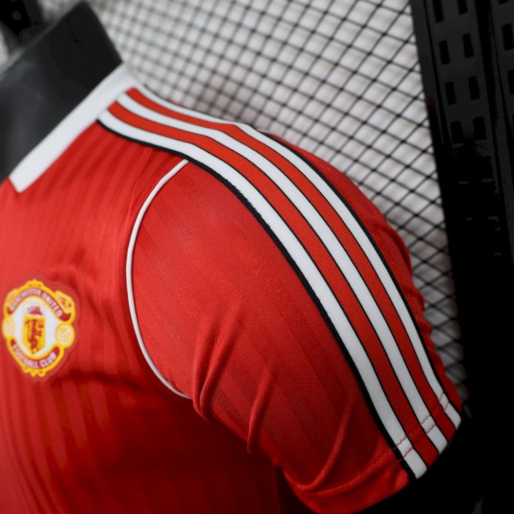 Manchester United 25/26 Terrace Icons Jersey-Player Version