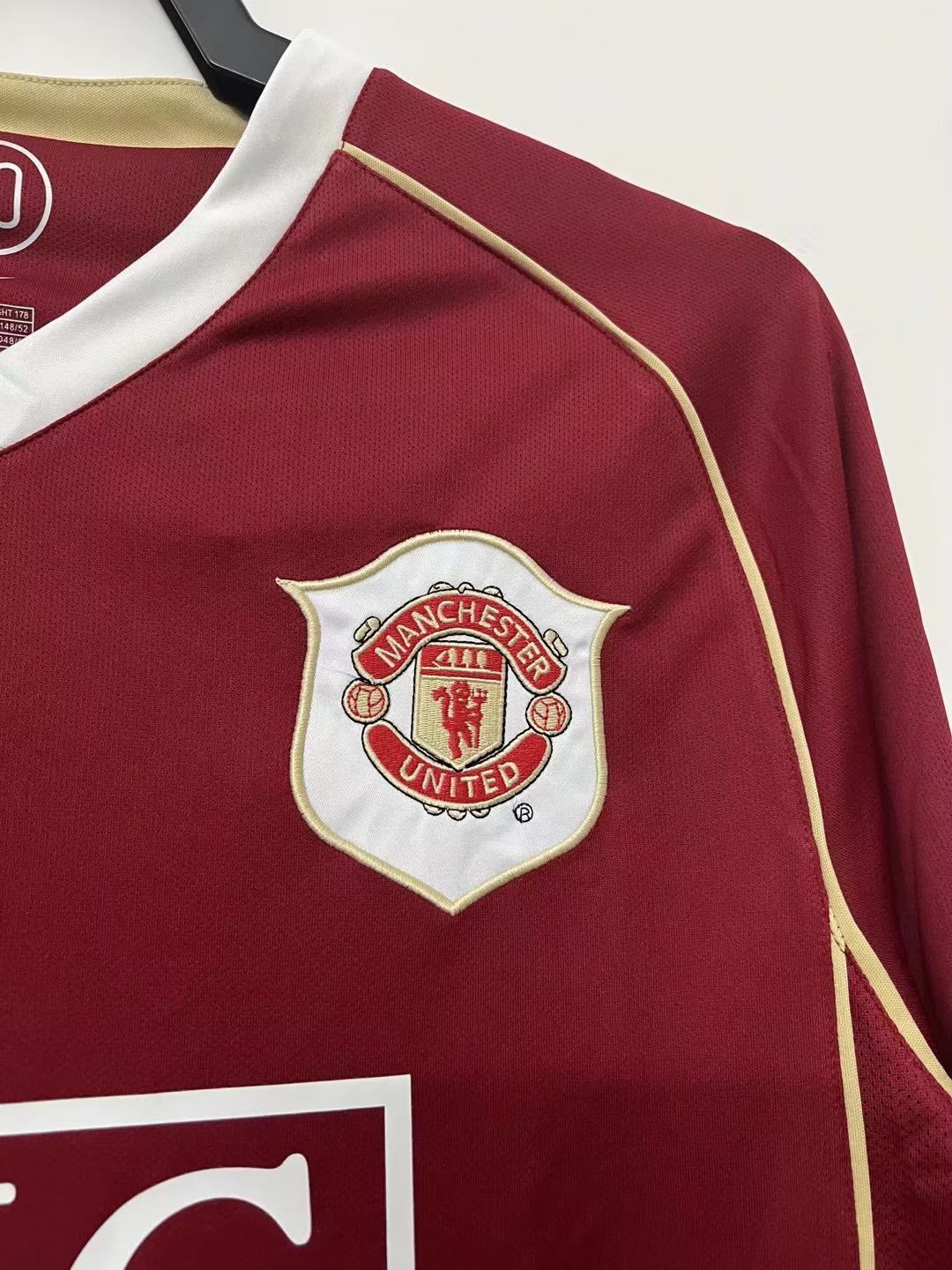 Manchester United Retro 2006-2007 season long home jersey