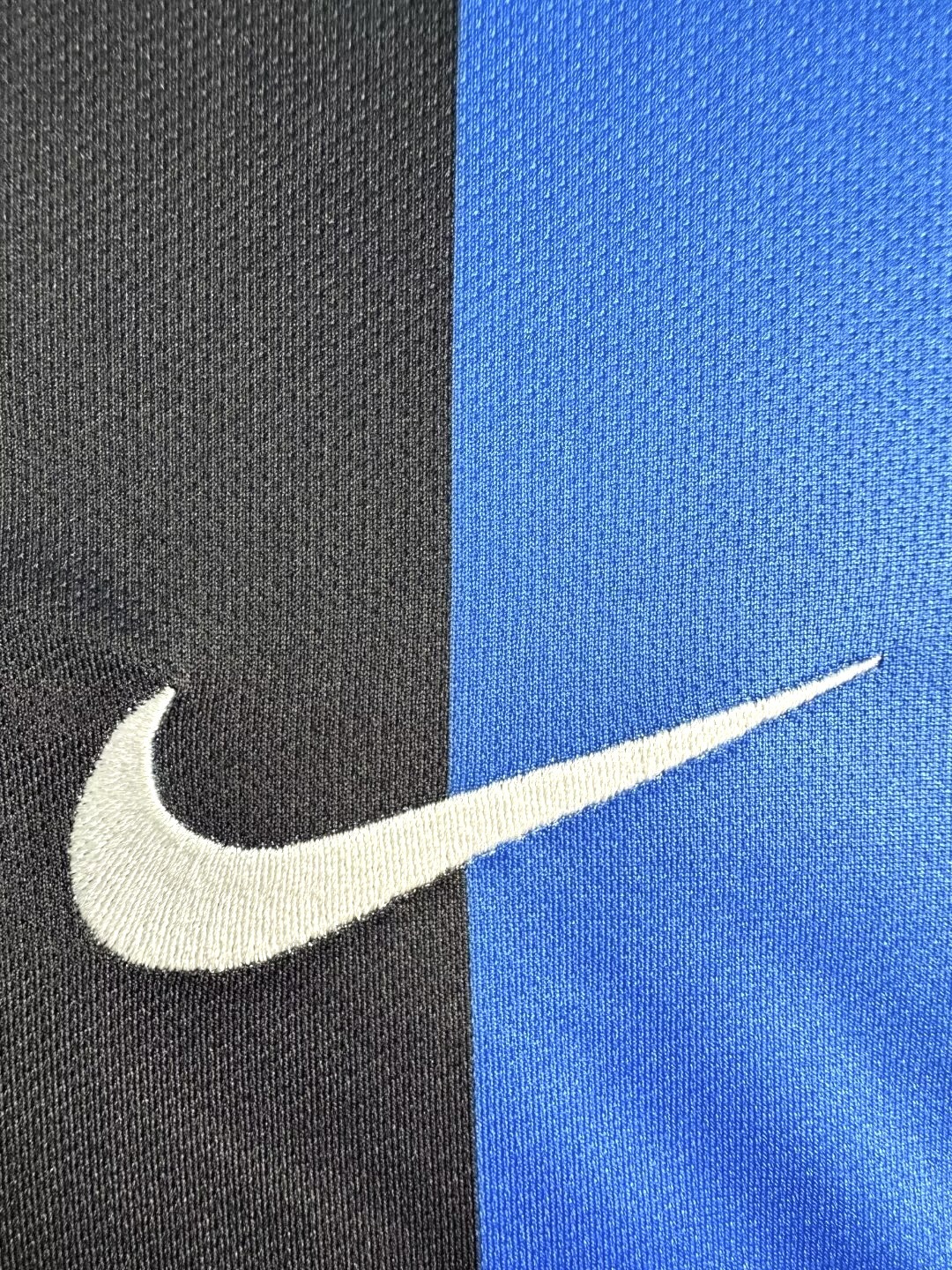 Inter Milan Retro 2010 long home court jersey