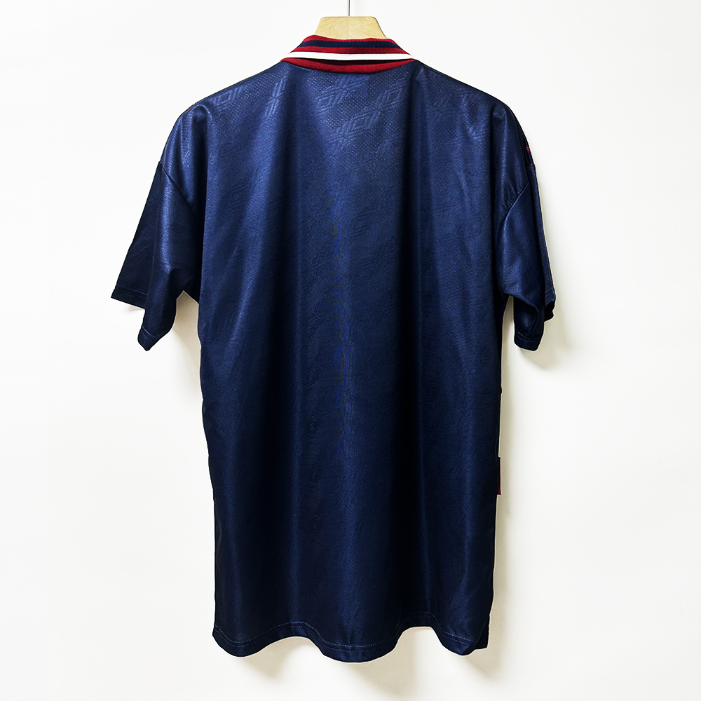 1994-95 Ajax Away