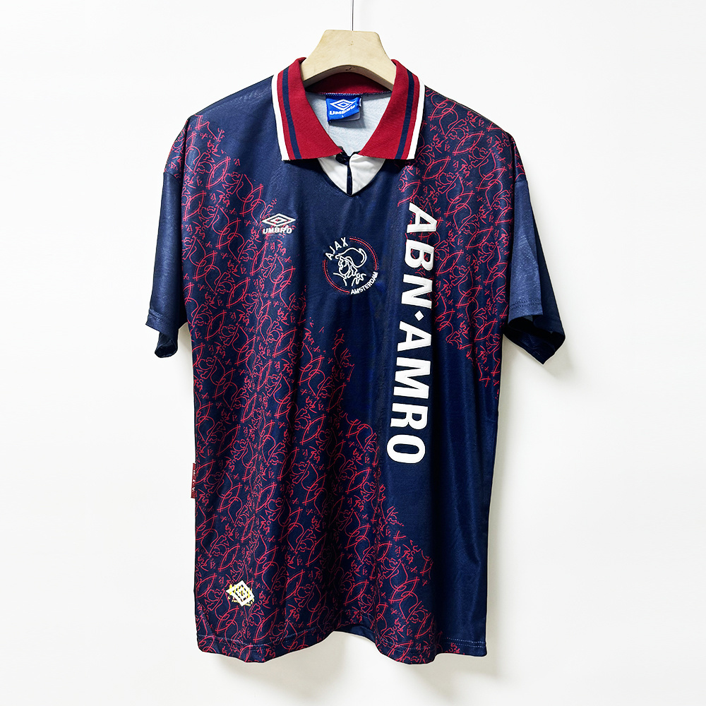 1994-95 Ajax Away