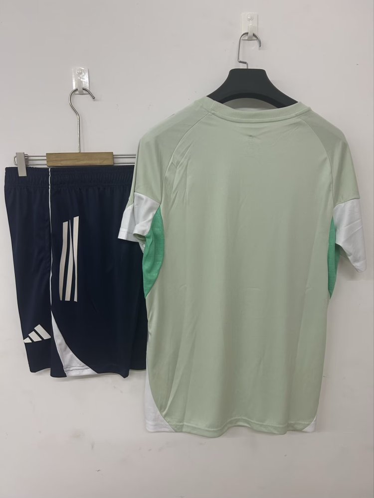 25/26 Aston Villa training jersey light green S-3XL