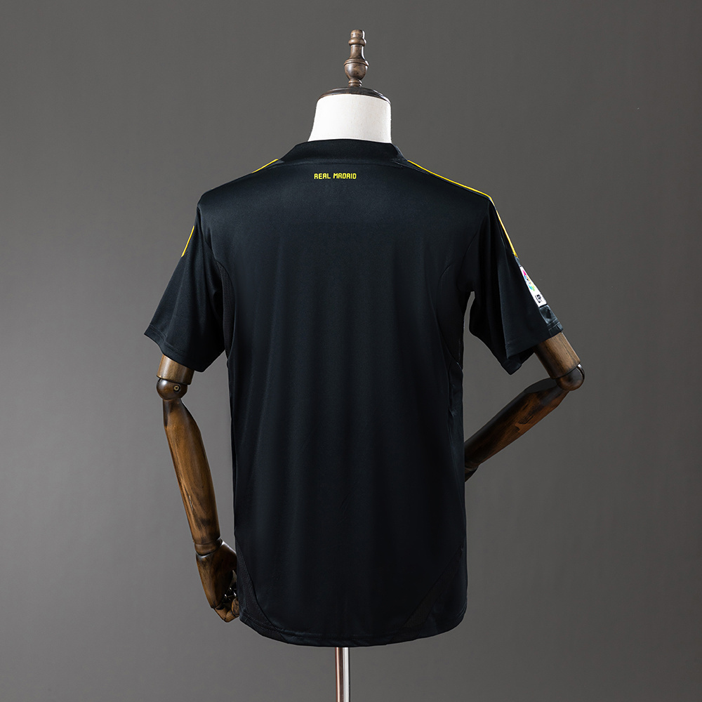 Vintage Real Madrid 11-12 Goalkeeper Black S-XXL