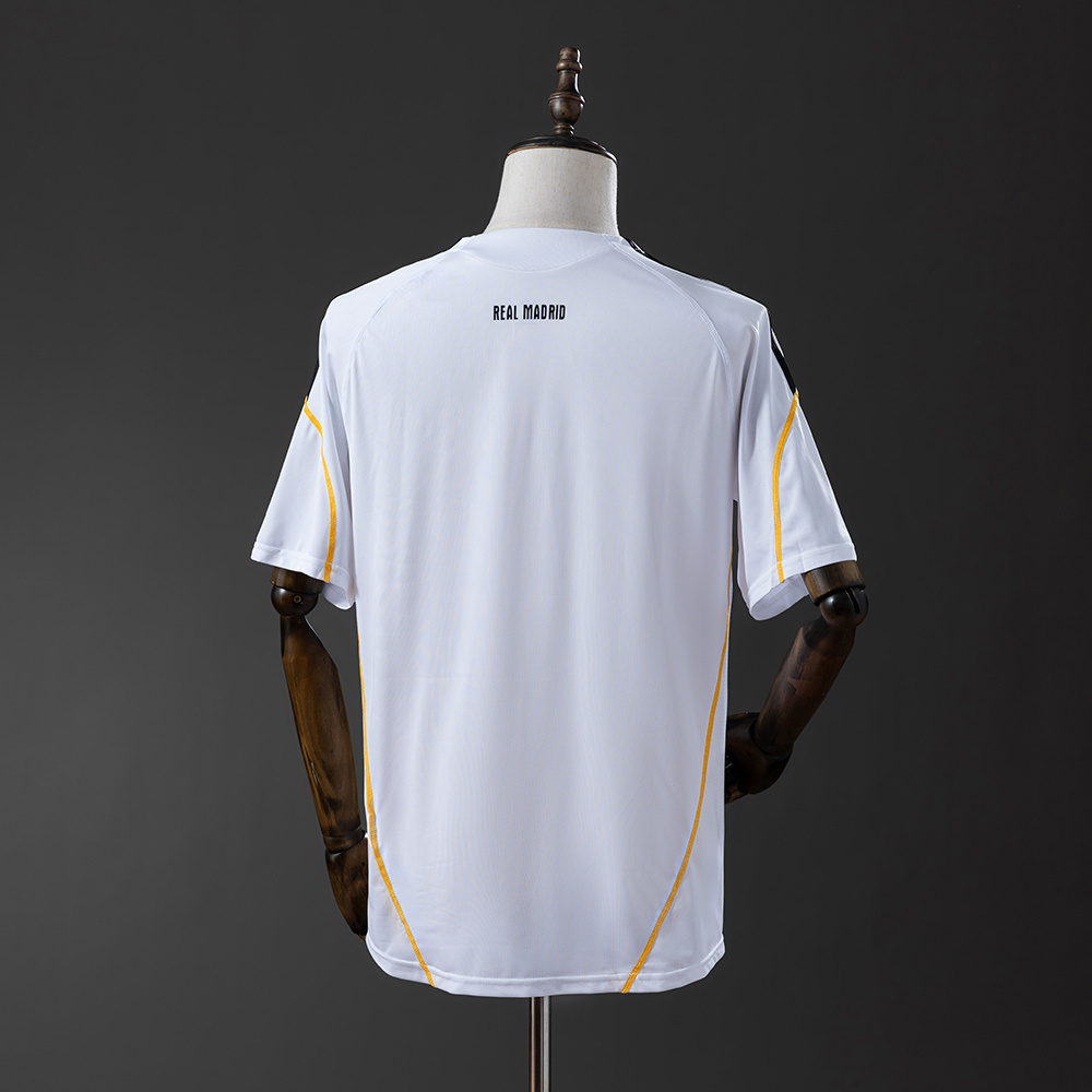 Retro Real Madrid 09-10 home S-XXL