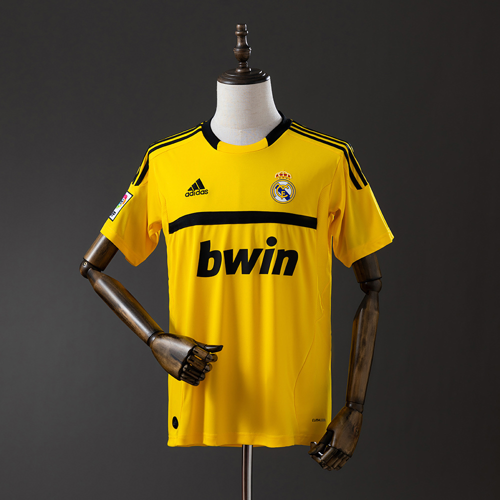 Retro Real Madrid 11-12 Goalkeeper Yellow S-XXL