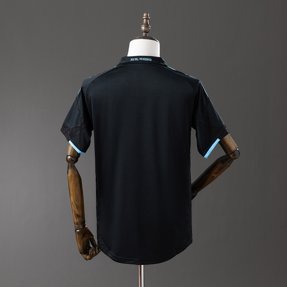 Retro Real Madrid 09-10 away S-XXL