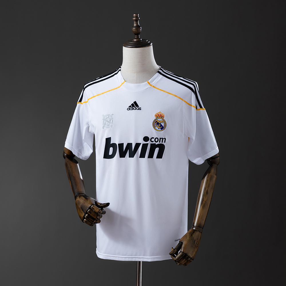 Retro Real Madrid 09-10 home S-XXL