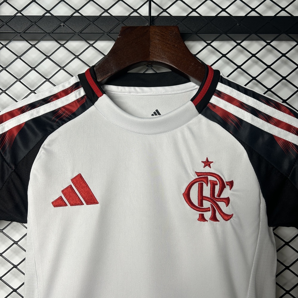 25-26 kids Flamengo  away size 16-28
