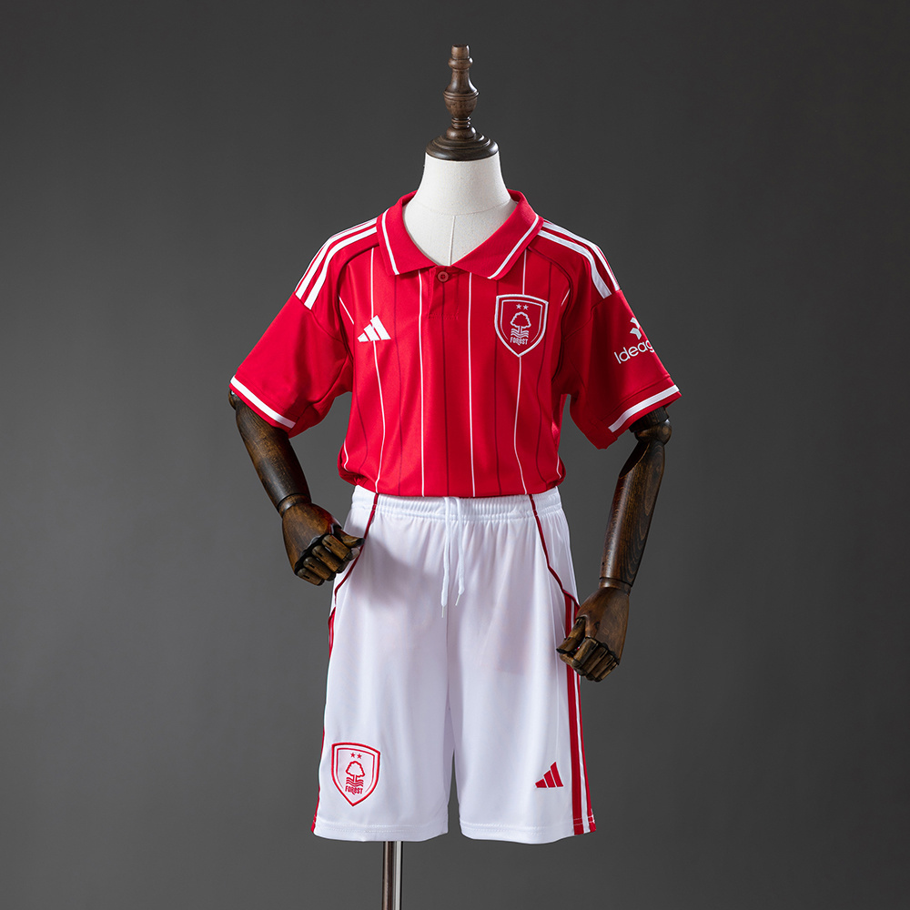 Nottingham Forest 25-26 Home Kids Jersey Size 16-28