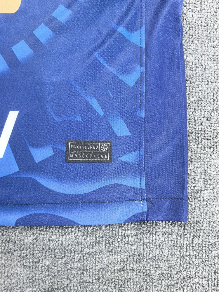 2526 Cougars Away  Blue
