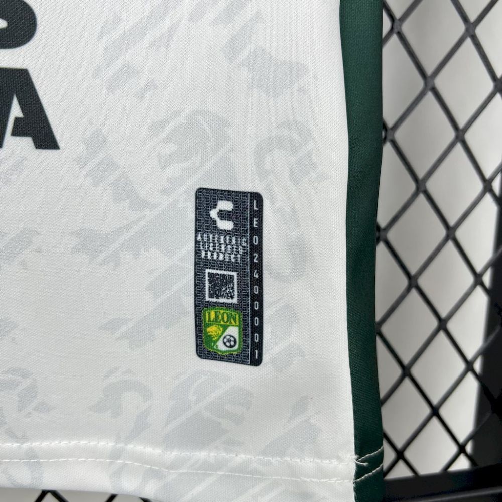 Club León F.C. 2024-25 Away Kids Kit