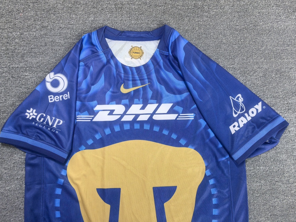 2526 Cougars Away  Blue