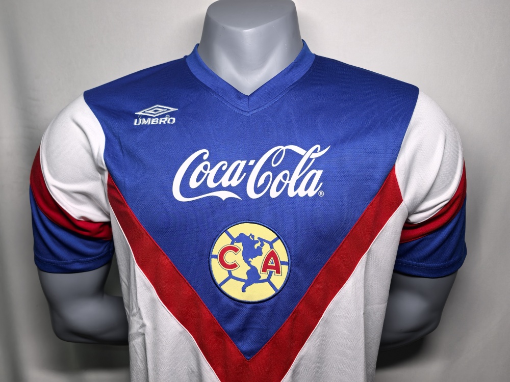 88 Americas Away White