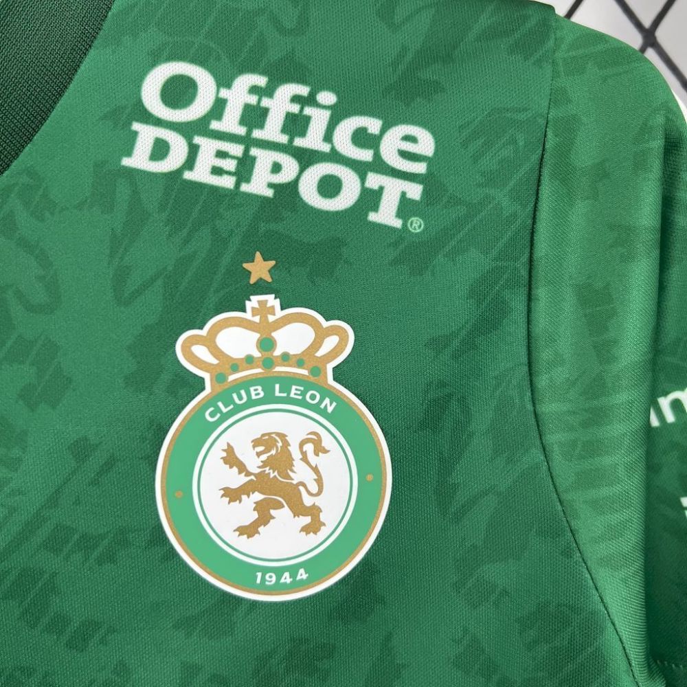 Club León F.C. 2024-25 Home Kids Kit