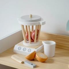 CHILDREN'S PLAY HOUSE