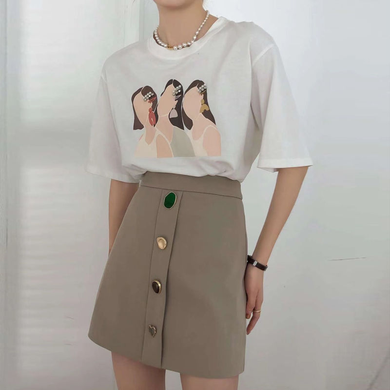 White T-shirt portrait