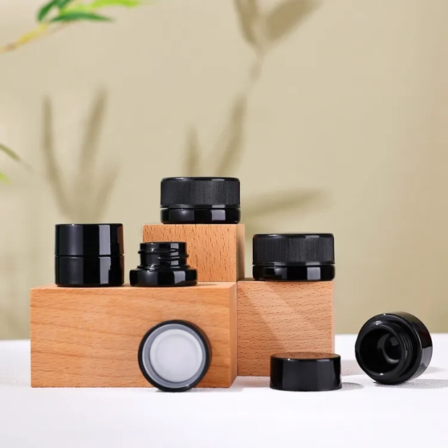 Round Child Resistant Clear Glass Concentrate Jar With Screw Black Childproof Lids Wax Container For Flower Eye Cream