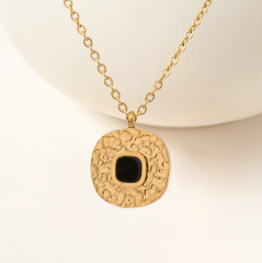 18K GOLD NECKLACE