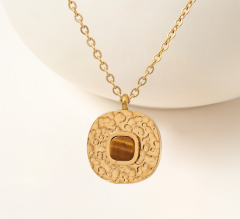 18K GOLD NECKLACE