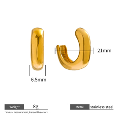 18K GOLD GEOMETRIC SQUARE
